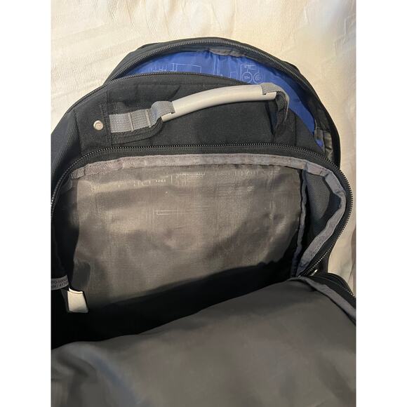 GIO Padded Checkpoint Friendly Computer Backpack - Picture 4 of 5